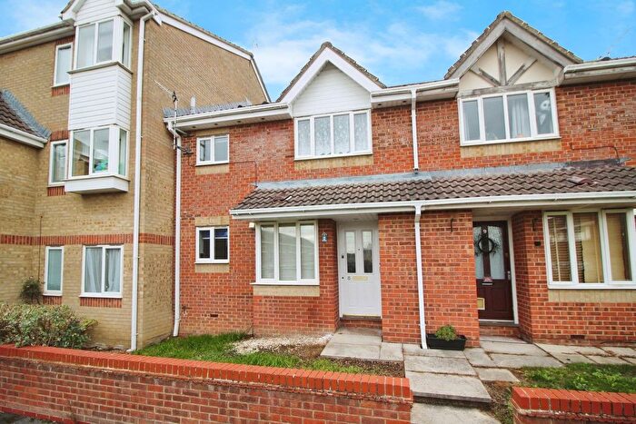 1 Bedroom Terraced House To Rent In Barnum Court, Swindon, SN2