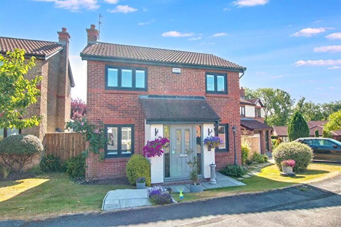 3 Bedroom Detached House For Sale In Brafferton Close, Woodham, DL5