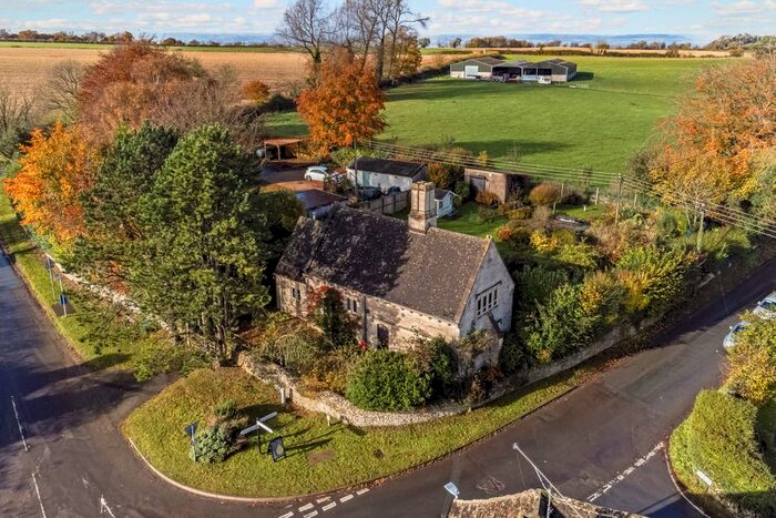 3 Bedroom Detached House For Sale In The Cross, Nympsfield, GL10