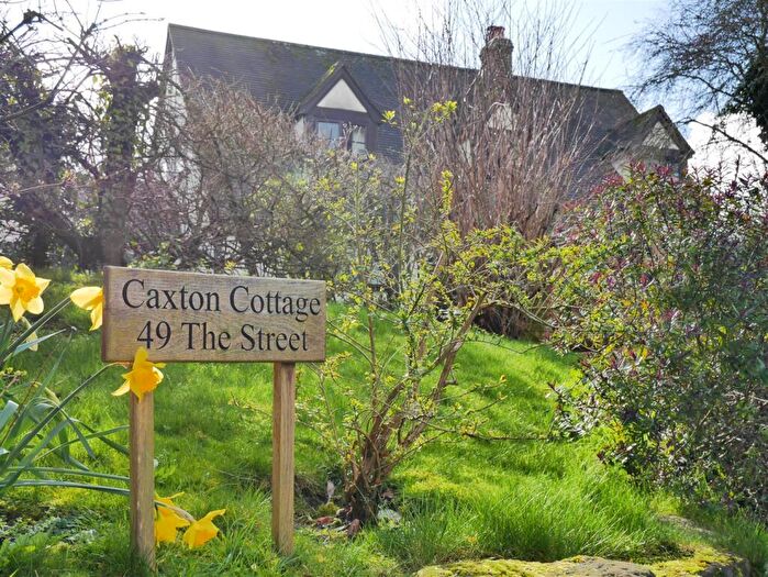 4 Bedroom Detached House For Sale In The Street, Cherhill, Calne, SN11