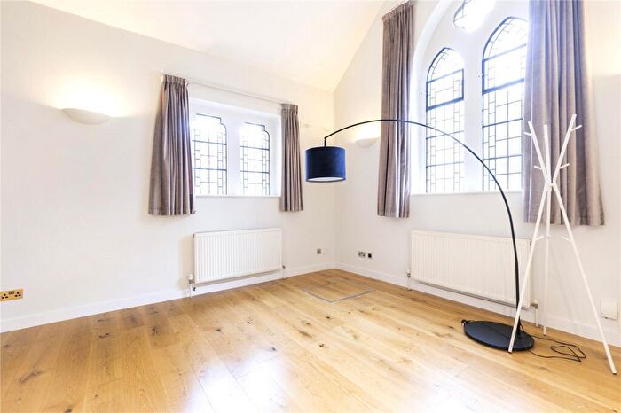 1 Bedroom Apartment To Rent In St. Peters Church Court, Devonia Road, London, N1