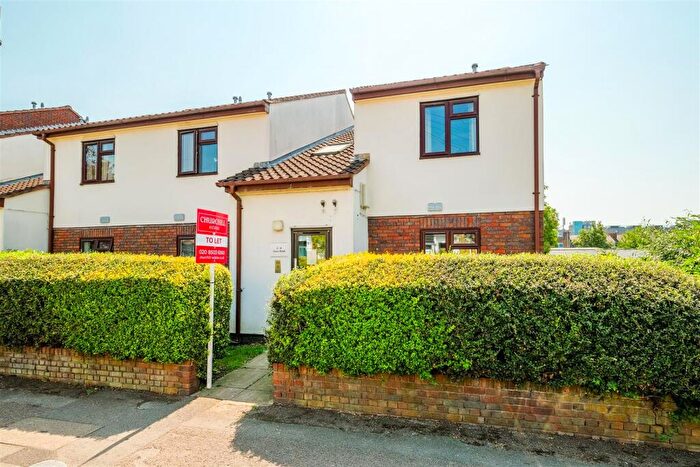 1 Bedroom Flat To Rent In Cairo Road, Walthamstow, E17