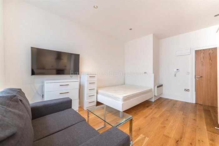 2 Bedroom Apartment To Rent In Chaucer Building, Grainger Street, Newcastle Upon Tyne, NE1