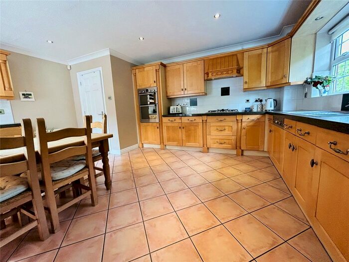 5 Bedroom Detached House For Sale In Linnet Lane, Lytham St. Annes, Lancashire, FY8