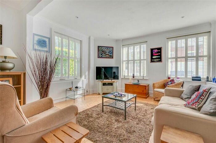 3 Bedroom End Of Terrace House To Rent In Church Path, London, W4