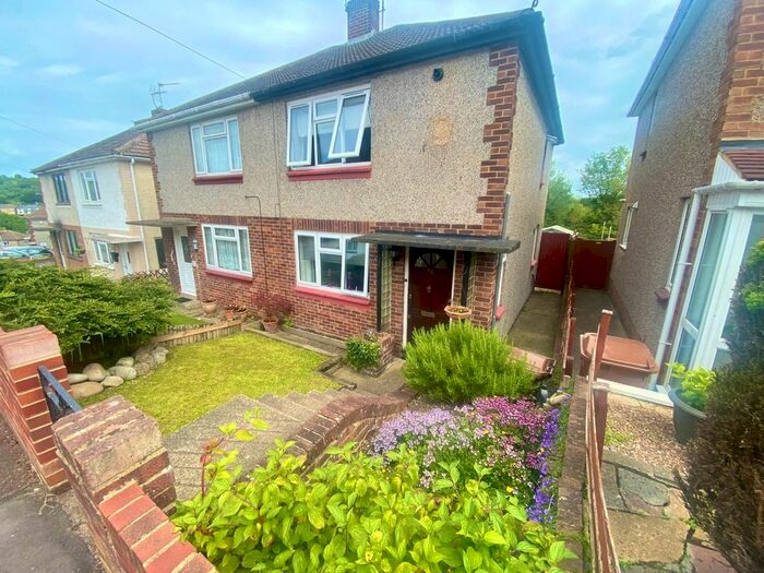 2 Bedroom Semi-Detached House To Rent In Settington Avenue, Chatham, ME5