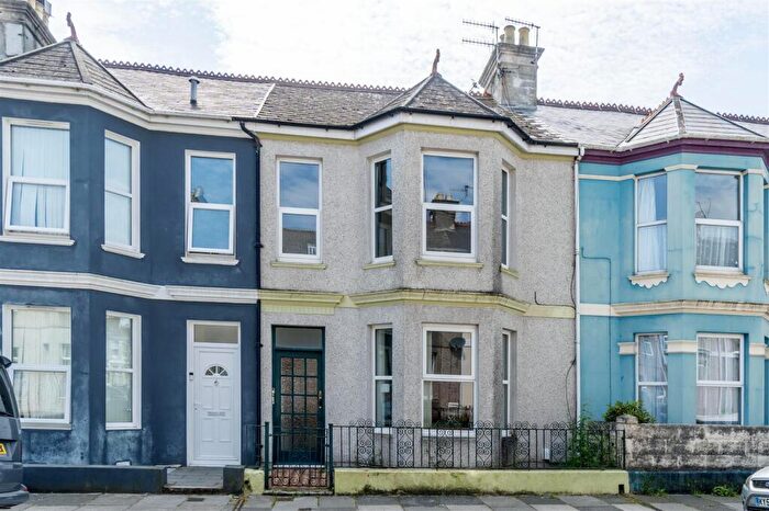 2 Bedroom Flat To Rent In Cotehele Avenue, Prince Rock, Plymouth, PL4