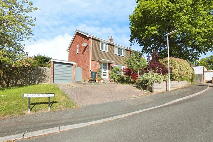 5 Bedroom Detached House For Sale In Chaucer Avenue, East Grinstead, RH19