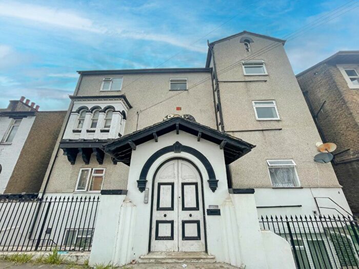 Apartment To Rent In Birch House, Burch Road, Northfleet, Gravesend, Kent, DA11