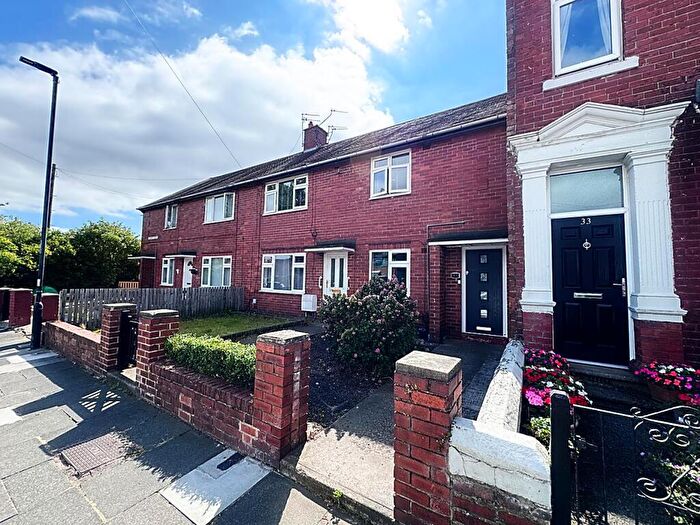 2 Bedroom Apartment For Sale In North View, Wallsend, NE28
