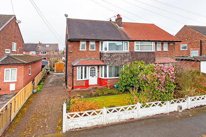 3 Bedroom Semi-Detached House For Sale In Woodsend Road, Flixton, Manchester, M41