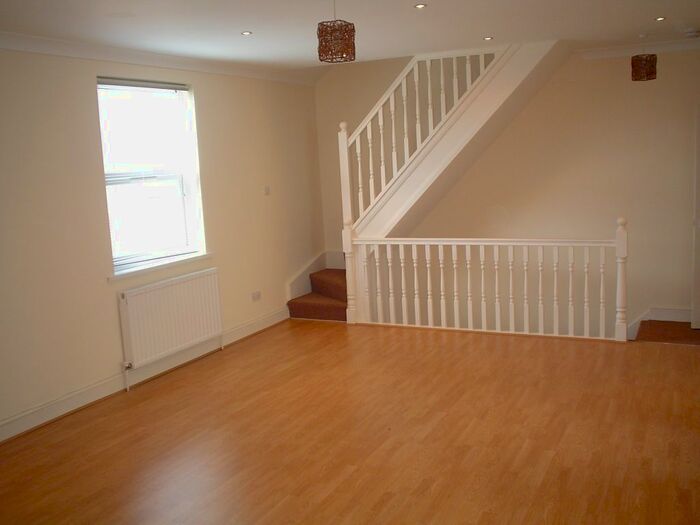 1 Bedroom Flat To Rent In Lynn Road, Leytonstone, E11