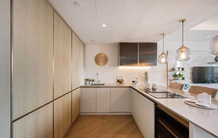 2 Bedroom Apartment To Rent In Lodge Road, St Johns Wood, London, NW8