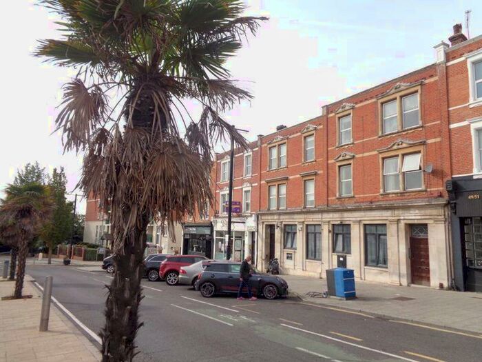 1 Bedroom Flat To Rent In Hamlet Court Road, Westcliff-On-Sea, SS0