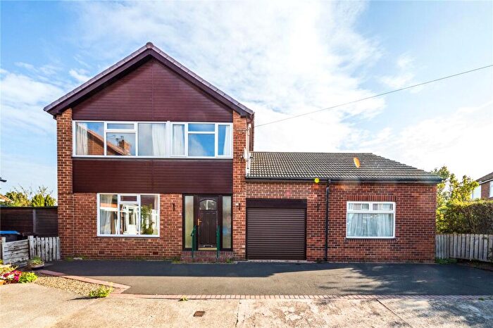 3 Bedroom Detached House For Sale In Wantage Road, Carrville, DH1