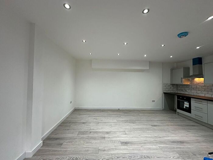 Studio To Rent In Tilbury Town, RM18