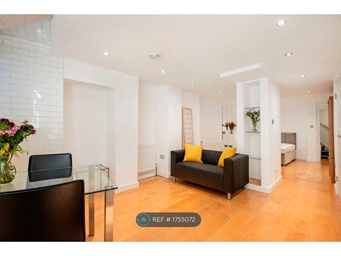Studio To Rent In Botolph Alley, London, EC3R