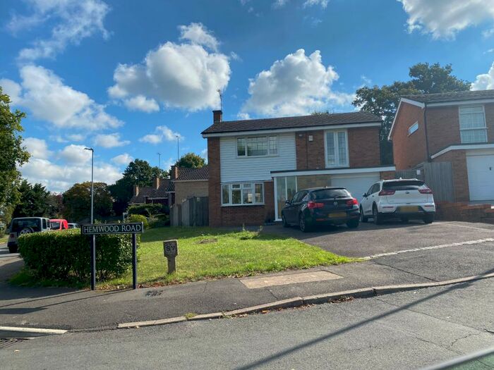 3 Bedroom Detached House To Rent In Hemwood Road, SL4