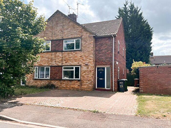 3 Bedroom Semi-Detached House To Rent In Furze Ride, Dogsthorpe, PE1