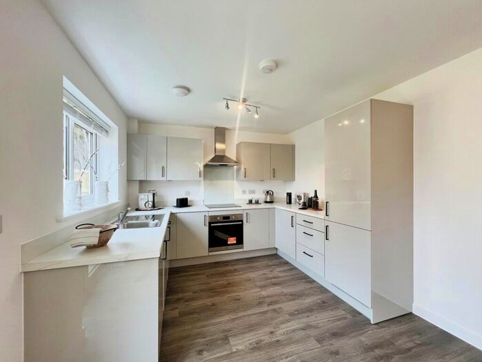 4 Bedroom House To Rent In Vickers Road, Beck Row, IP28