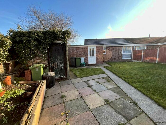 2 Bedroom SemiDetached Bungalow For Sale In Yewdale Road, Carlisle, CA2