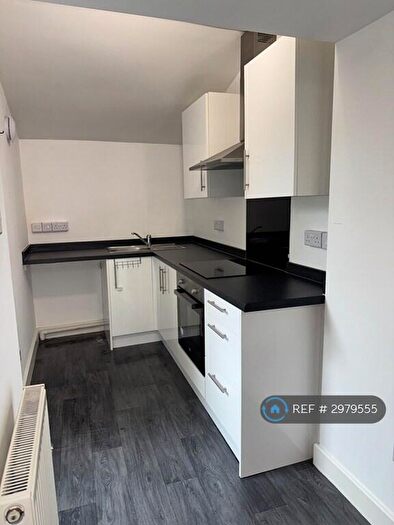 2 Bedroom Flat To Rent In Kingsland Crescent, Barry, CF63