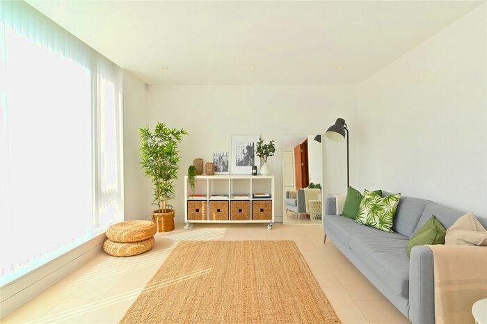 1 Bedroom Flat To Rent In Latitude House, Oval Road, Primrose Hill, London, NW1