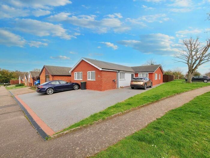 4 Bedroom Detached Bungalow For Sale In Springfield Road, Lower Somersham, IP8
