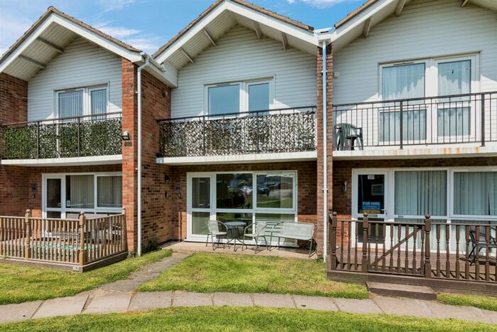 3 Bedroom Property To Rent In Corton, Lowestoft, NR32