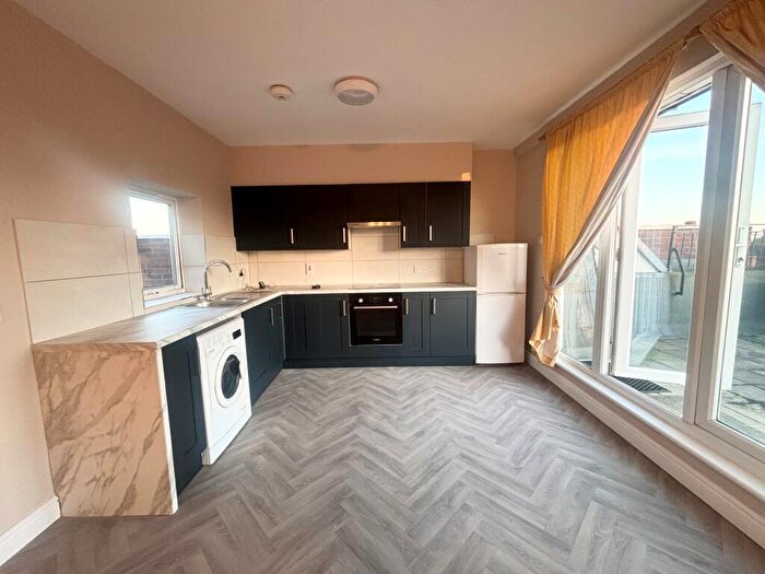 2 Bedroom Apartment To Rent In Bedford, MK40