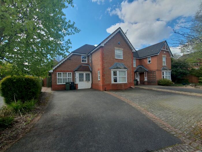 4 Bedroom Property To Rent In Eglantine Close, Oadby, Leicester, LE2