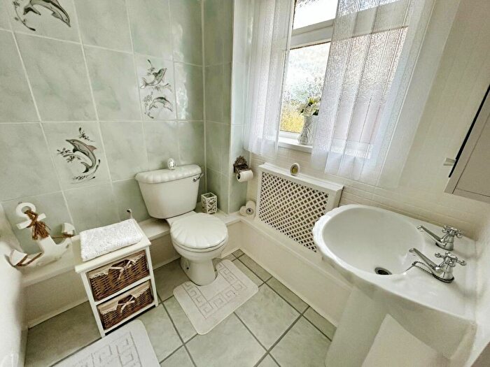 1 Bedroom Bungalow For Sale In Ragees Road, Kingswinford, DY6