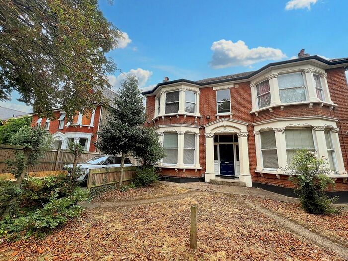 1 Bedroom Flat To Rent In Bromley Road, London, SE6