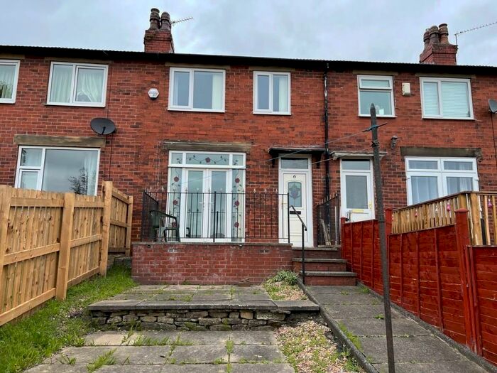 2 Bedroom Town House To Rent In Byron Terrace, Sowerby Bridge, West Yorkshire, HX6