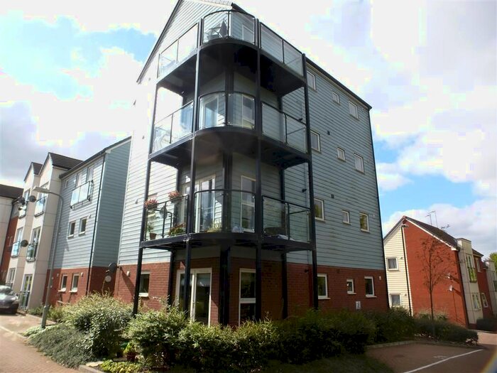 2 Bedroom Flat To Rent In Bridge Hook Close, Wolverton Mill, Milton Keynes, MK12