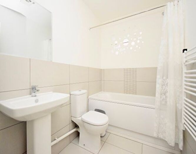 2 Bedroom Flat To Rent In Hockliffe Street, Leighton Buzzard, LU7