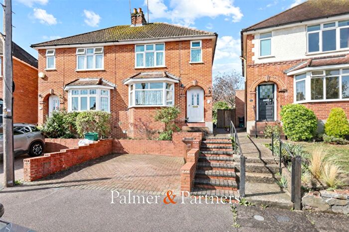 3 Bedroom Semi-Detached House For Sale In Smythies Avenue, Colchester, Essex, CO1