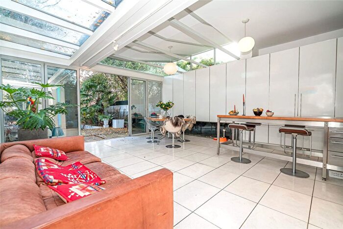 5 Bedroom Terraced House For Sale In Whitehall Park, London, N19