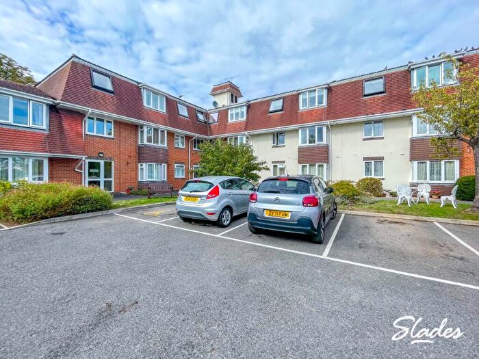 1 Bedroom Retirement Property To Rent In Sandringham Court, Avon Road, Charminster, BH8