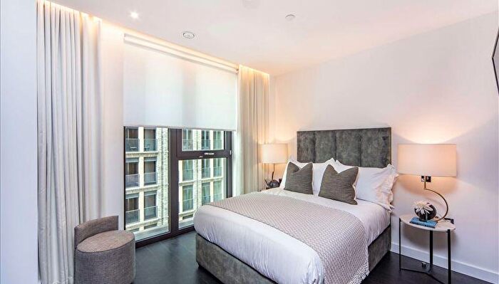 2 Bedroom Apartment To Rent In Charles Clowes Walk, Nine Elms, London, SW11