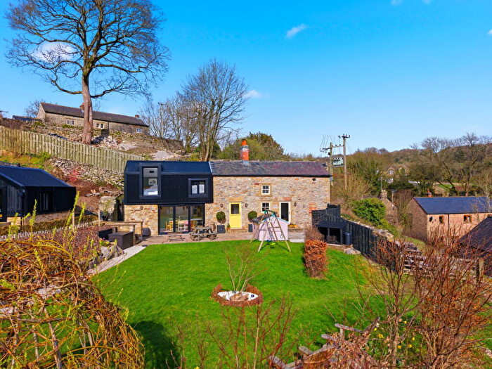 4 Bedroom Detached House For Sale In Jetting Street, Fallgate, Ashover., S45