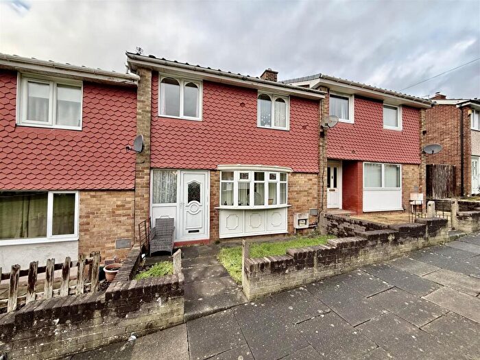 3 Bedroom Terraced House For Sale In Thursby Gardens, Gateshead, NE9