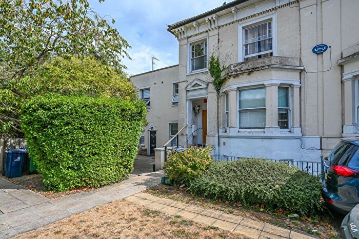 1 Bedroom Flat To Rent In Uxbridge Road, Ealing, London, W7