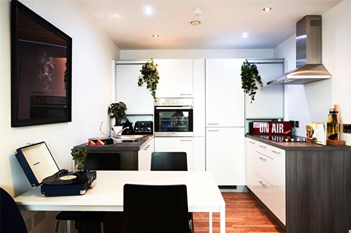 1 Bedroom Flat To Rent In The Courtyard, Stanhope St, Liverpool, L8