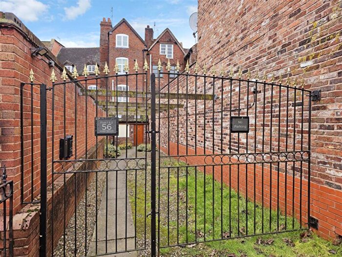 2 Bedroom Apartment For Sale In Load Street, Bewdley, DY12
