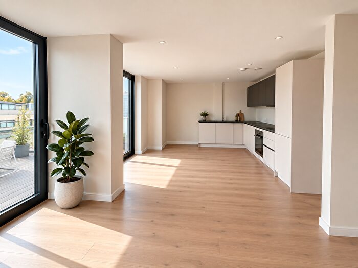 1 Bedroom Flat To Rent In Tottenham Lane, London, N8