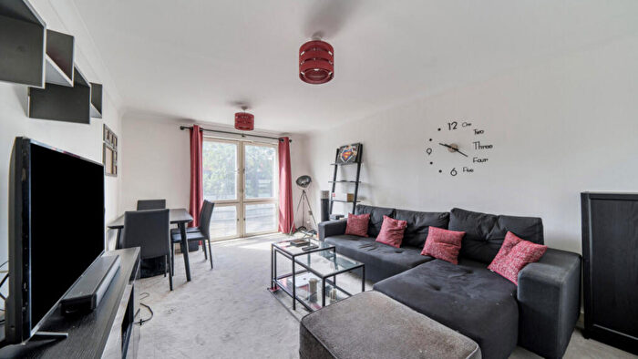 1 Bedroom Flat For Sale In Tottenham Green East, Tottenham, N15