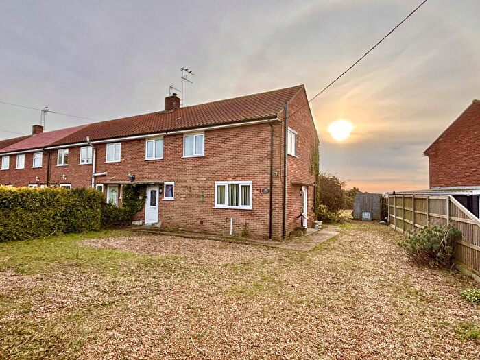 3 Bedroom Semi-Detached House For Sale In West Way, Wimbotsham, King's Lynn, PE34