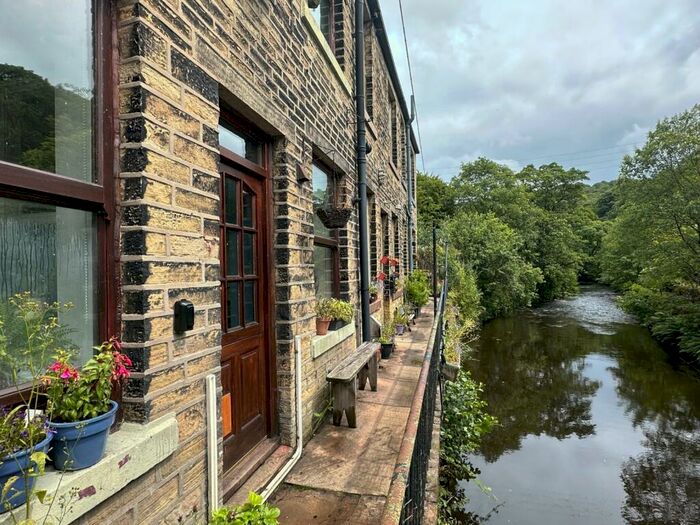 3 Bedroom Terraced House For Sale In Woodland View, Hebden Bridge, HX7