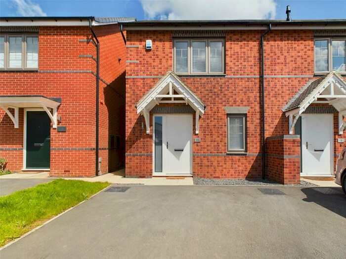 2 Bedroom End Of Terrace House To Rent In Sawyer Crescent, Nottingham, Nottinghamshire, NG8